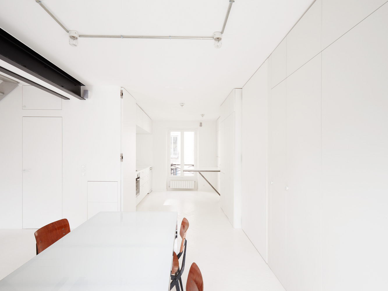 cent15_architecture_blanc_beton_appartement_paris_design_minimaliste